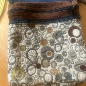 Vintage “ Buttonwood Designs “ Tapestry Crossbody Purse , 1990’s Made in USA